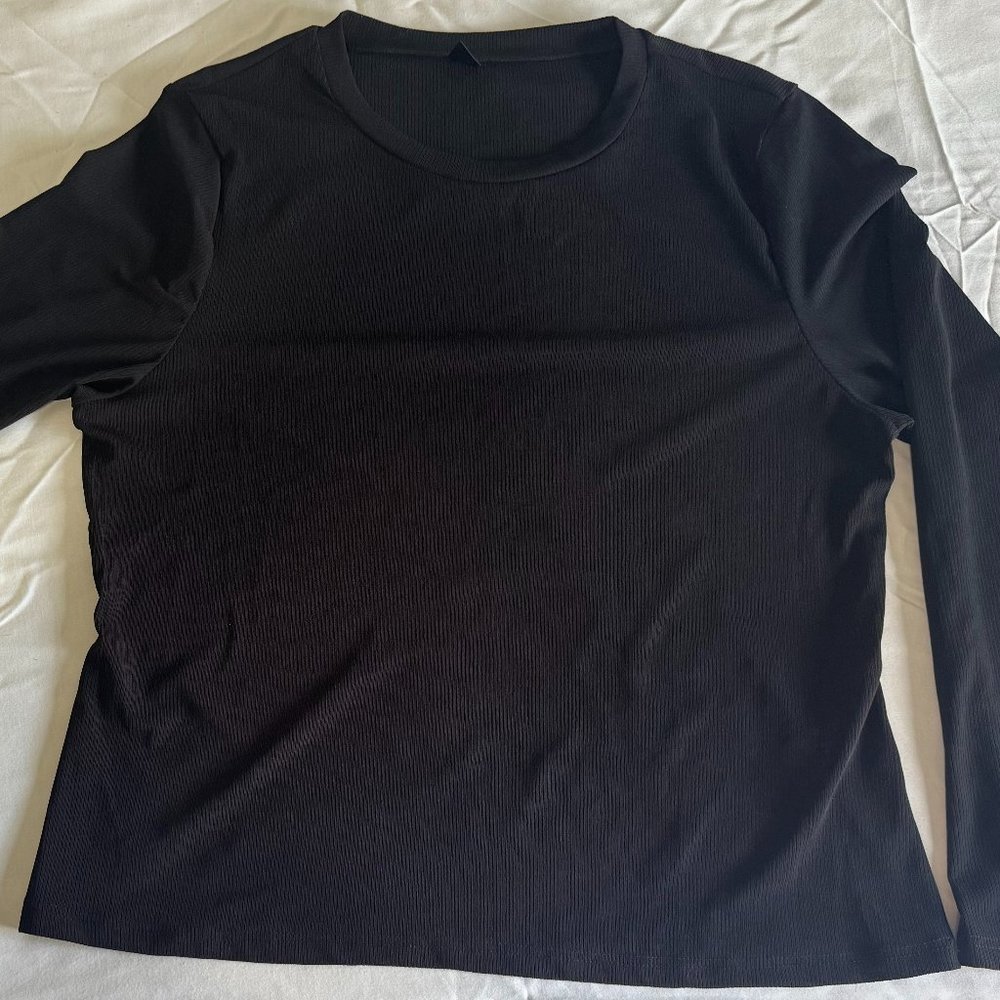 SHEIN Curve Long Sleeve Top